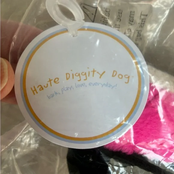 Haute Diggity Dog NWT! “Tory Bark” Dog Shoe Toy 👠🐾 - Picture 3 of 6